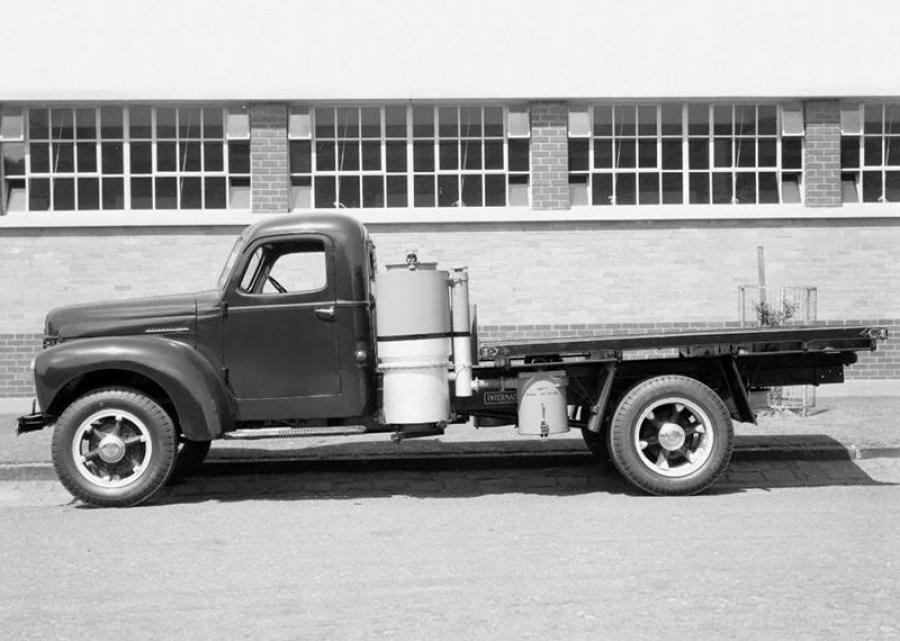  International-Harvester K-5 Flatbed 1941 года  (фото 1 из 2)
